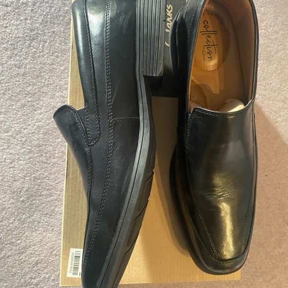 Clarks black leather loafers -worn once - Picture 2 of 3